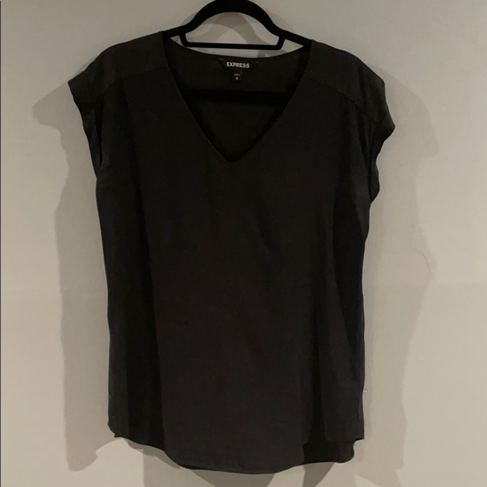 Express Gramercy Silky Satin V-Neck Tee Blouse